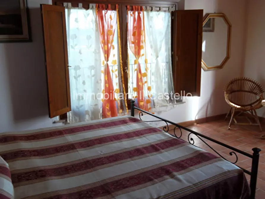 Immagine 37 di Rustico / casale in vendita  a Montepulciano