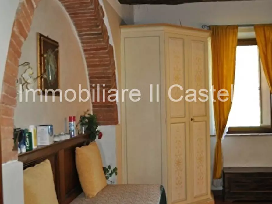 Immagine 46 di Rustico / casale in vendita  a Montepulciano