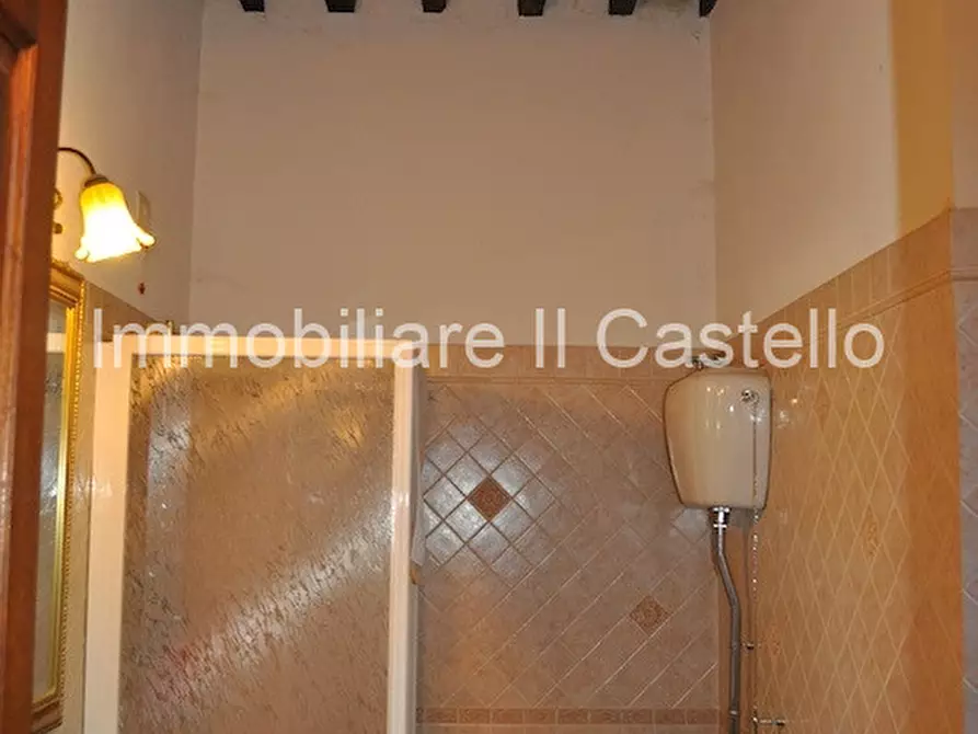Immagine 47 di Rustico / casale in vendita  a Montepulciano