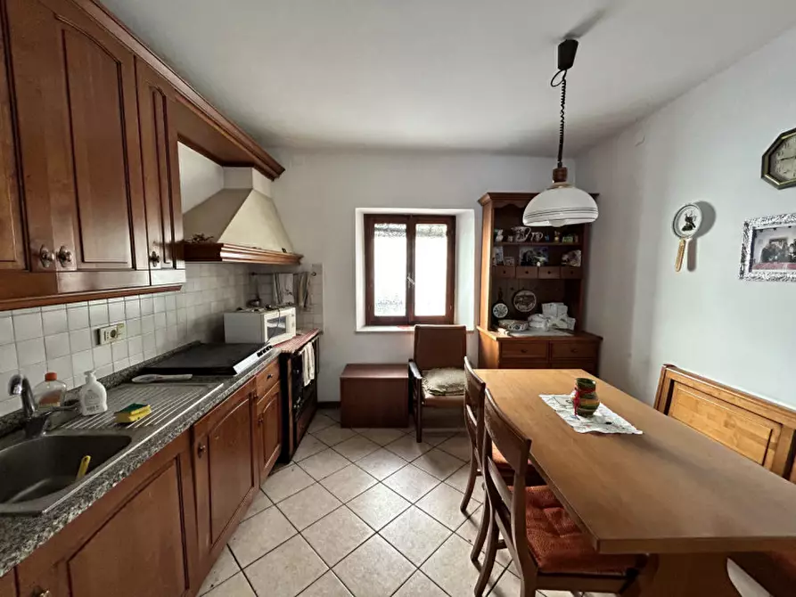 Immagine 7 di Rustico / casale in vendita  in Via Dante Alighieri a Cormons