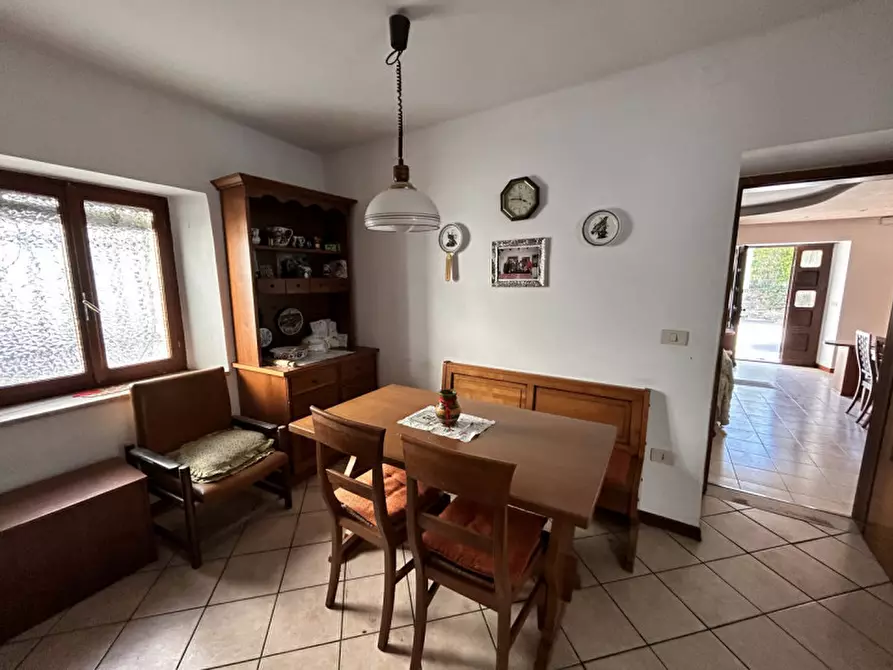 Immagine 8 di Rustico / casale in vendita  in Via Dante Alighieri a Cormons