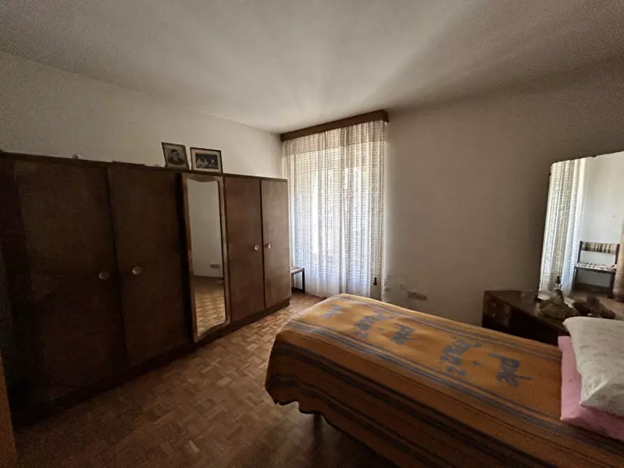 Immagine 9 di Rustico / casale in vendita  in Via Dante Alighieri a Cormons