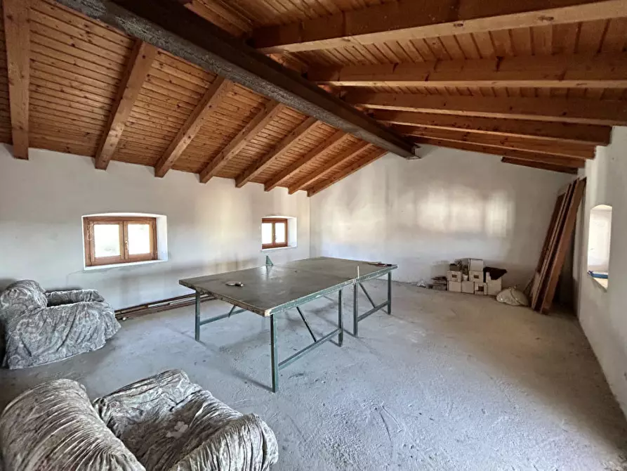 Immagine 19 di Rustico / casale in vendita  in Via Dante Alighieri a Cormons