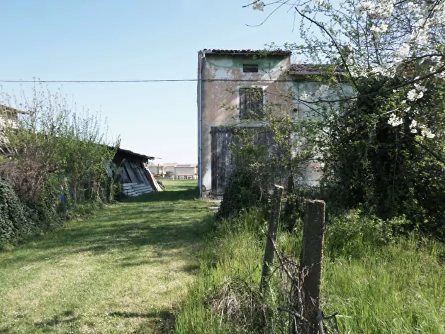 Immagine 22 di Rustico / casale in vendita  in Strada Partigiani d'Italia, 33 a Sorbolo Mezzani
