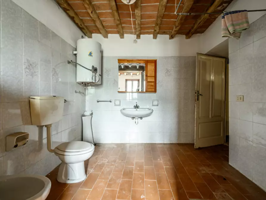 Immagine 23 di Rustico / casale in vendita  in ca Paolini a Medesano