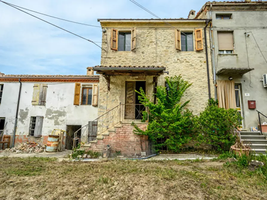 Immagine 42 di Rustico / casale in vendita  in ca Paolini a Medesano