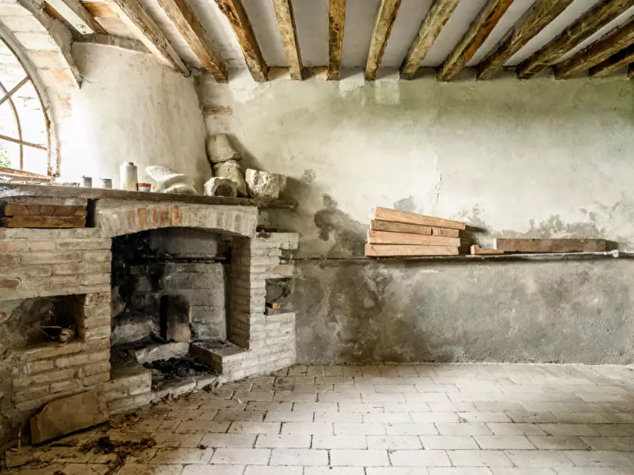 Immagine 48 di Rustico / casale in vendita  in ca Paolini a Medesano