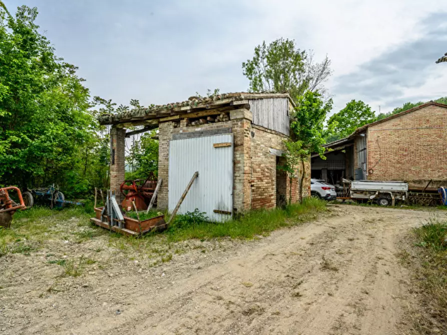 Immagine 52 di Rustico / casale in vendita  in ca Paolini a Medesano