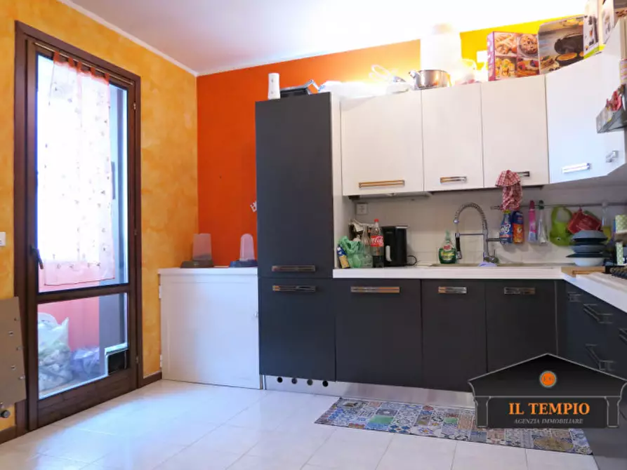 Immagine 1 di Appartamento in vendita  in Via Cavour a Costabissara
