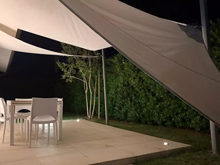 Immagine 2 di Casa indipendente in vendita  a Rosolina