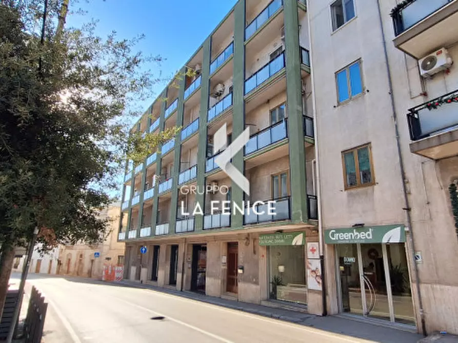 Immagine 5 di Appartamento in vendita  in via Martina Franca a Locorotondo