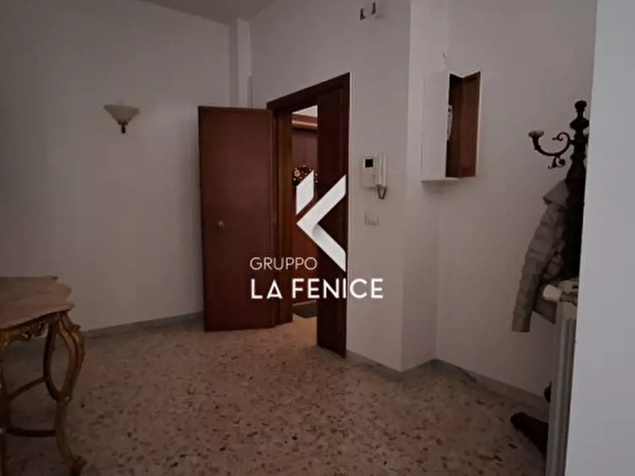 Immagine 9 di Appartamento in vendita  in via Martina Franca a Locorotondo