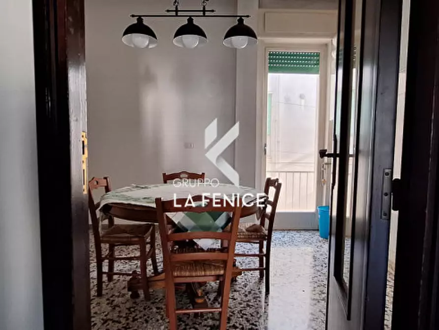 Immagine 10 di Appartamento in vendita  in via Martina Franca a Locorotondo