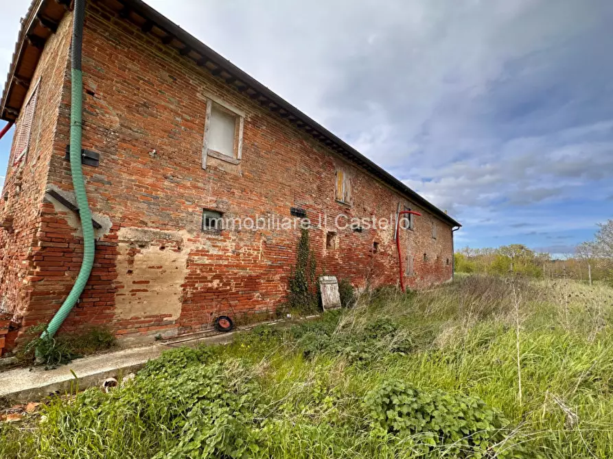 Immagine 39 di Rustico / casale in vendita  a Castiglione Del Lago