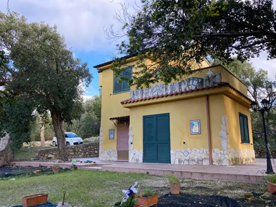 Immagine 1 di Villa in vendita  in CONTRADA SANTO STEFANO a Itri