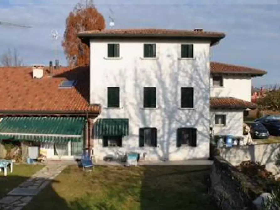 Immagine 1 di Casa trifamiliare in vendita  in VIA SAN ZENONE 56 a Rossano Veneto