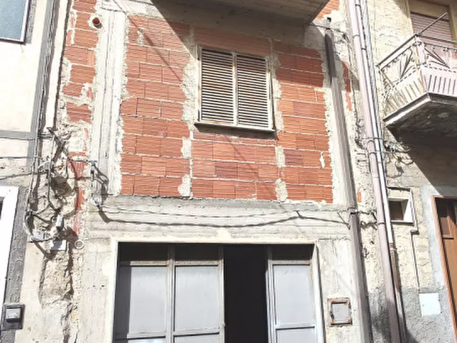 Immagine 1 di Casa indipendente in vendita  in via Firenze n.09 a Palagonia