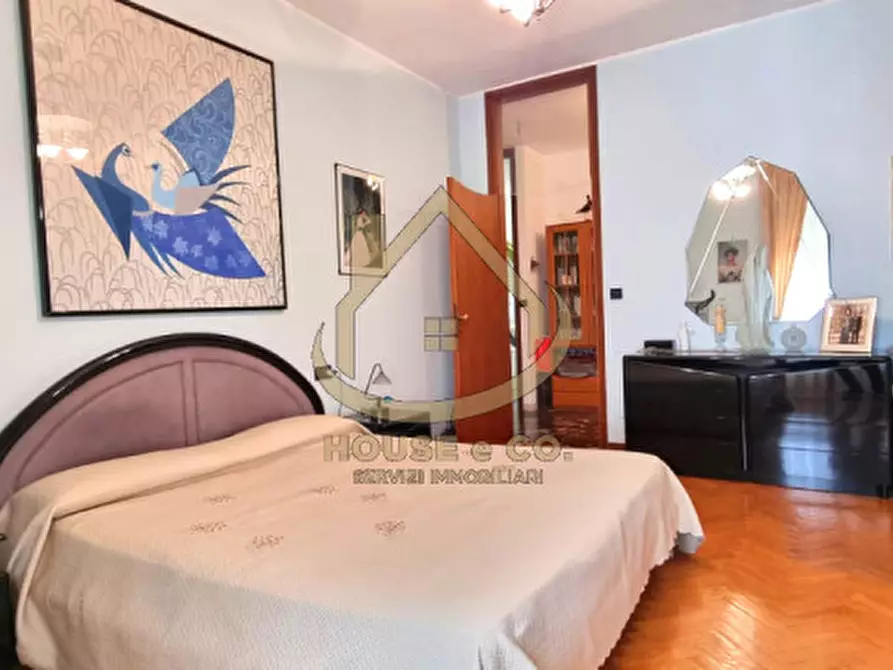 Immagine 23 di Appartamento in vendita  in Vigevano - Corso Genova 2 a Vigevano