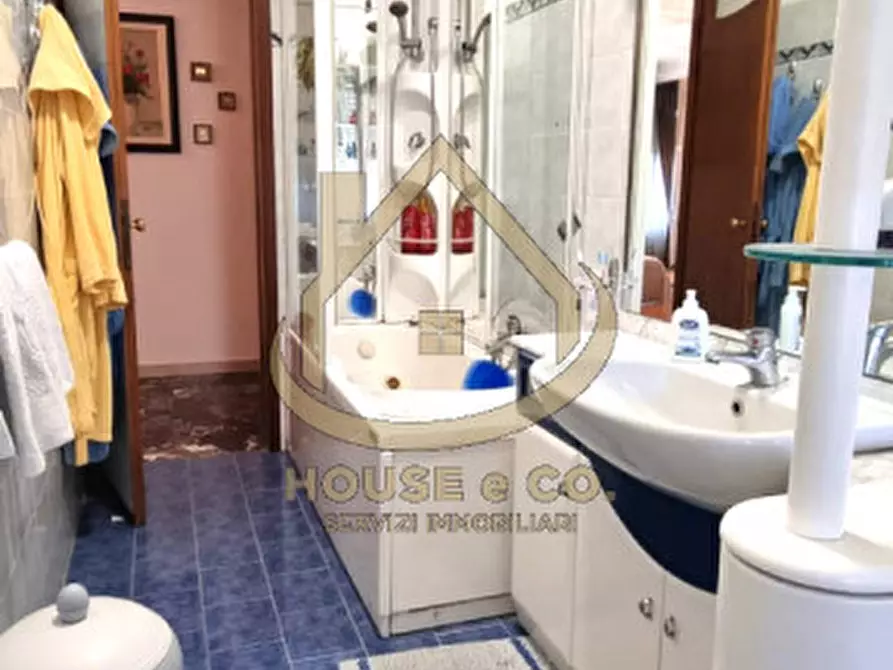 Immagine 31 di Appartamento in vendita  in Vigevano - Corso Genova 2 a Vigevano