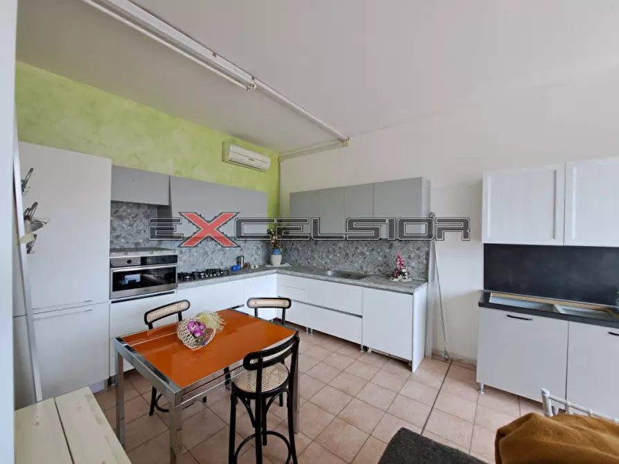 Immagine 2 di Negozio in vendita  in Via G. Matteotti n.20 - bis Cavarzere (VE) a Cavarzere