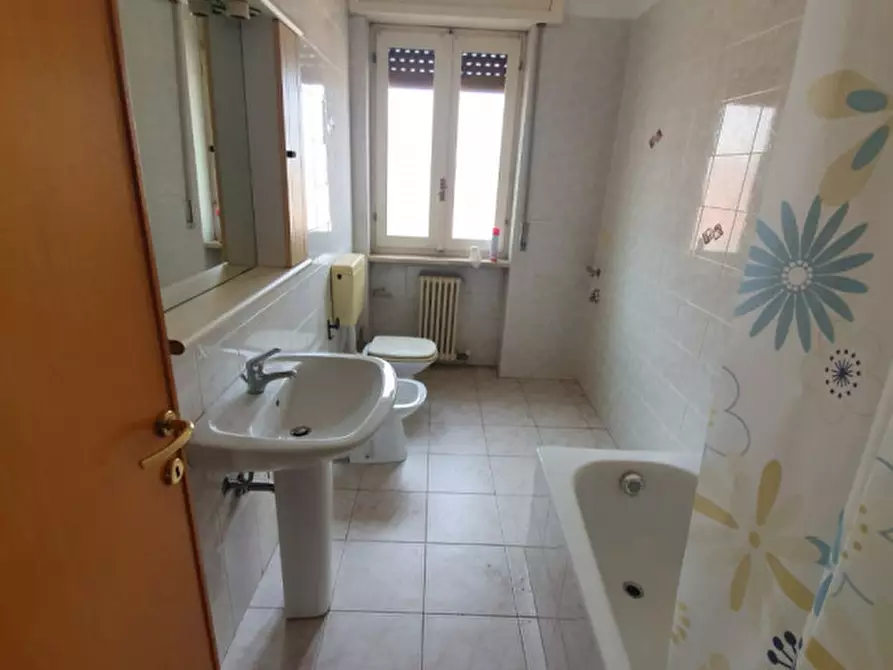 Immagine 7 di Ufficio in vendita  in Via Visconti 15 a Casale Monferrato