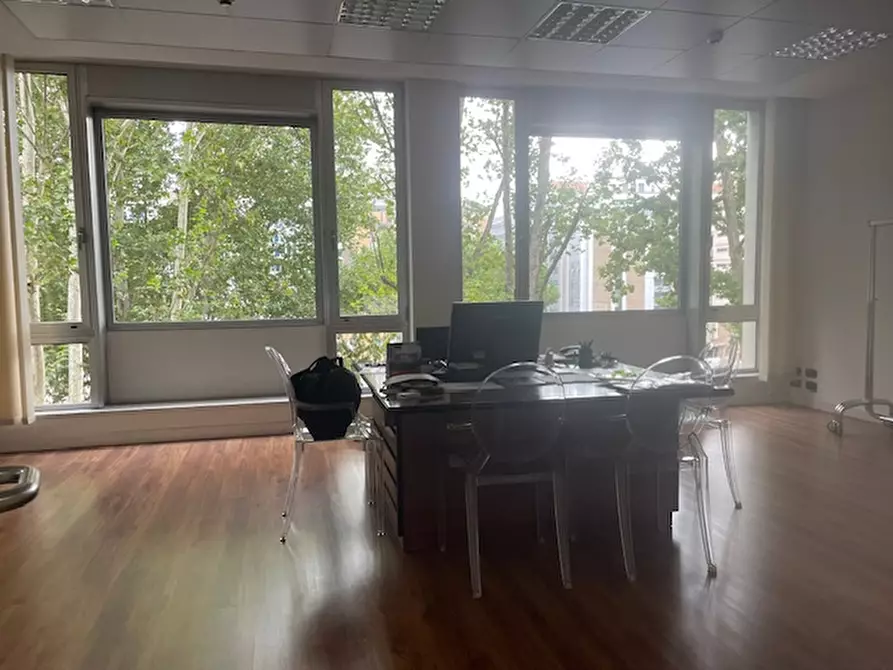 Immagine 4 di Ufficio in affitto  in Via Cristoforo Colombo 163 a Roma
