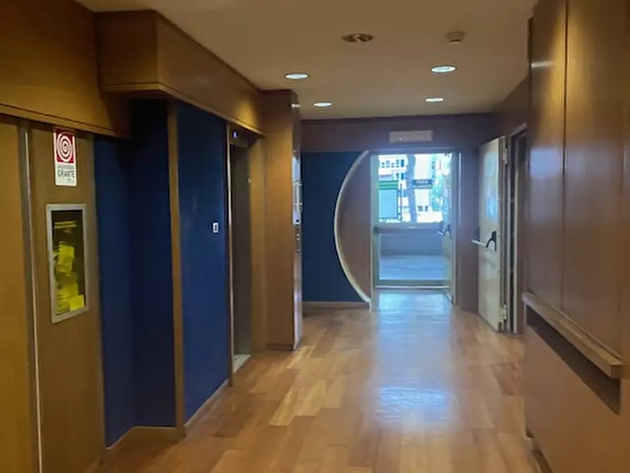 Immagine 10 di Ufficio in affitto  in Via Cristoforo Colombo 163 a Roma