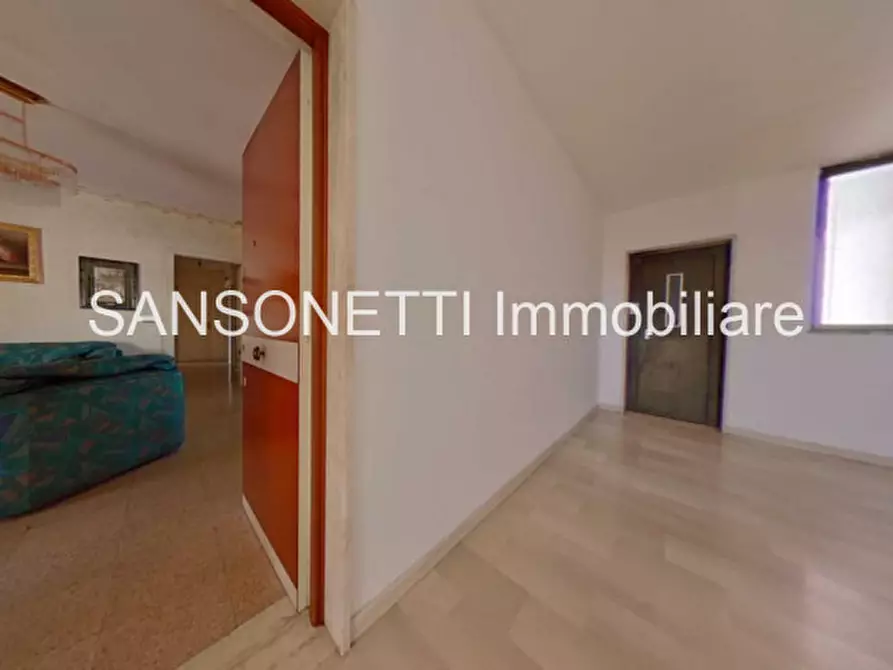 Immagine 23 di Appartamento in vendita  a Fasano