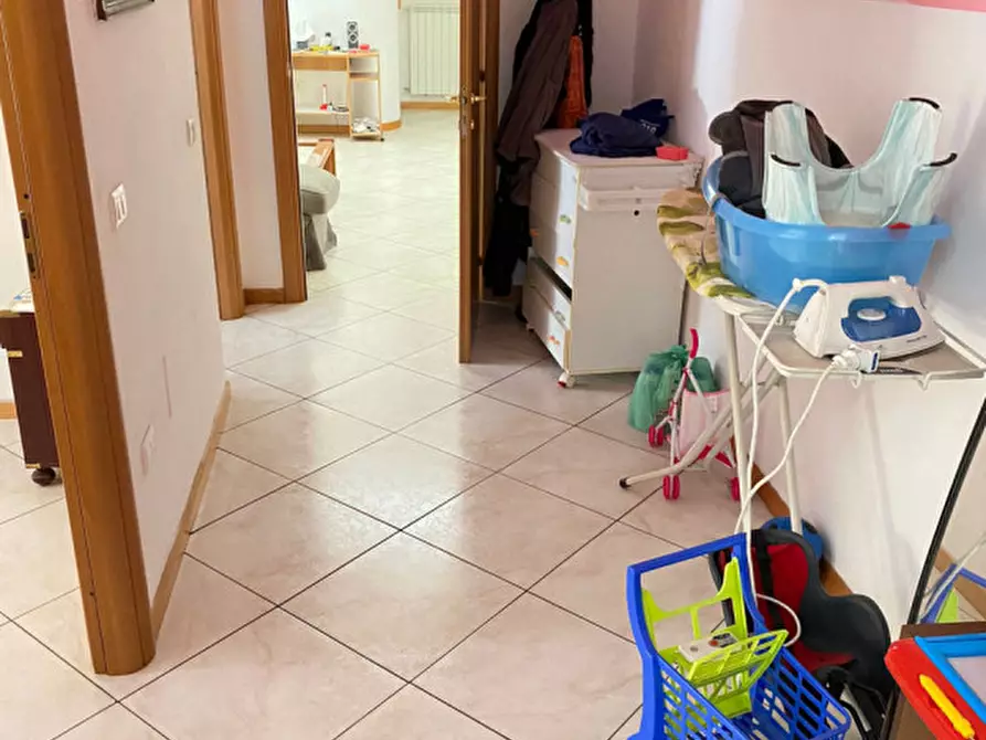 Immagine 7 di Appartamento in vendita  in Via Staffolo a Castiglione Delle Stiviere