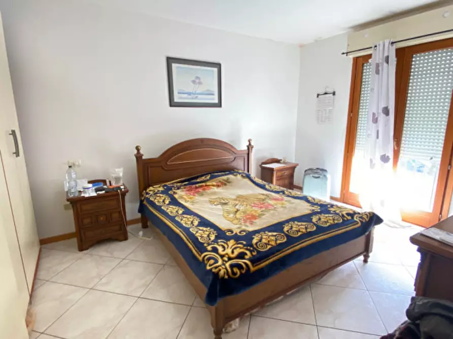 Immagine 9 di Appartamento in vendita  in Via Staffolo a Castiglione Delle Stiviere