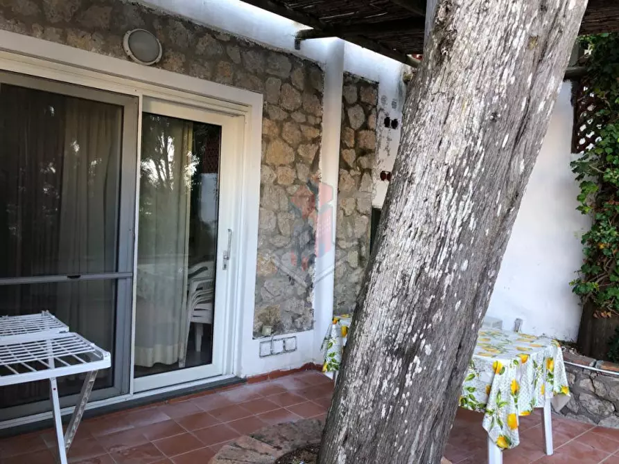 Immagine 7 di Appartamento in vendita  in CAPRI - VIA TRAGARA a Capri