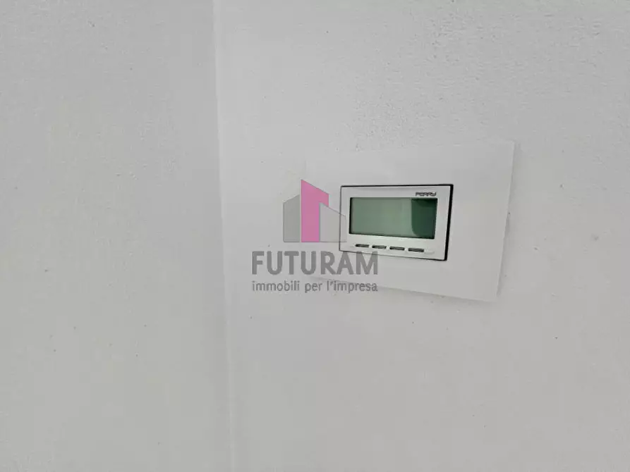 Immagine 24 di Negozio in affitto  in Via Roma a Breganze