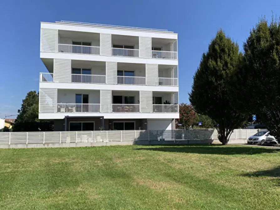 Immagine 2 di Attico in vendita  in Via Santa Irene a Selvazzano Dentro