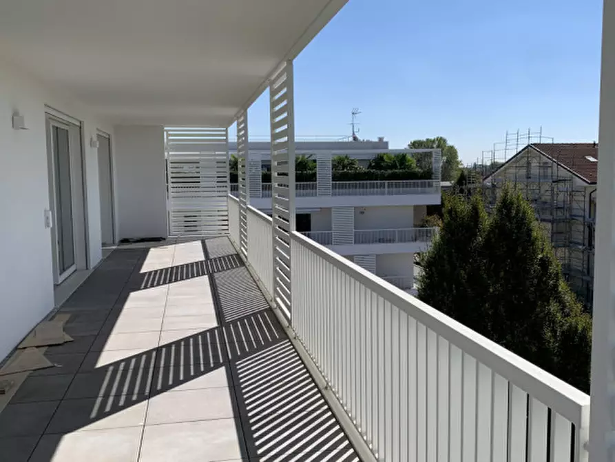 Immagine 11 di Attico in vendita  in Via Santa Irene a Selvazzano Dentro