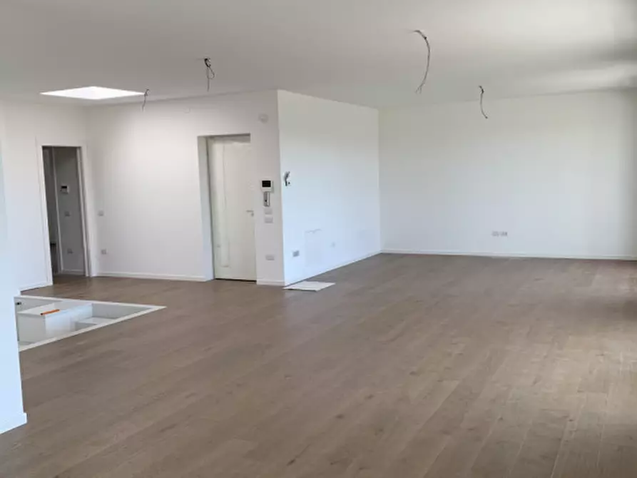 Immagine 15 di Attico in vendita  in Via Santa Irene a Selvazzano Dentro