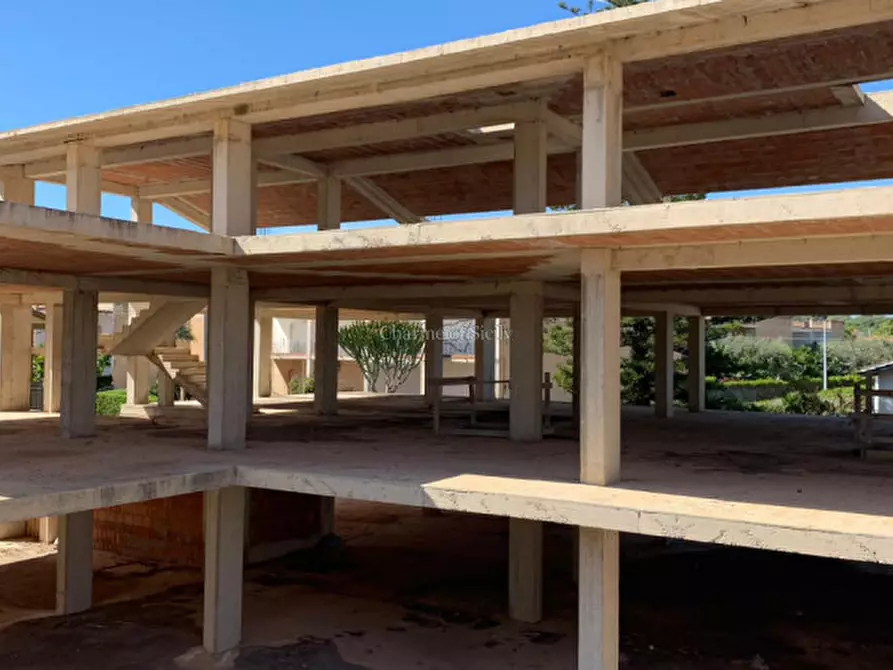 Immagine 26 di Rustico / casale in vendita  in Corso Oceano Indiano 8 a Santa Croce Camerina