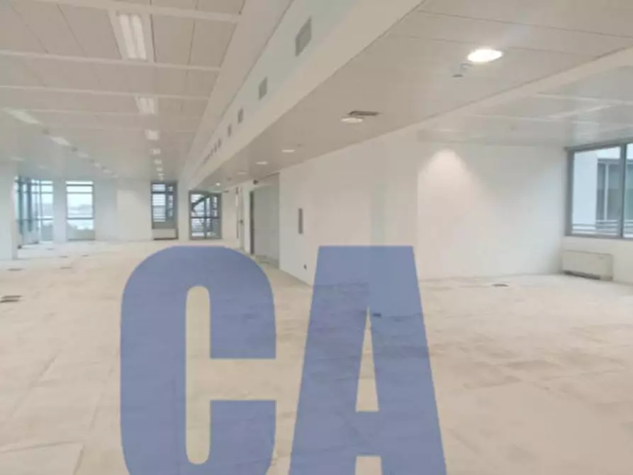 Immagine 2 di Ufficio in affitto  in VIA BAZZI CARLO a Milano