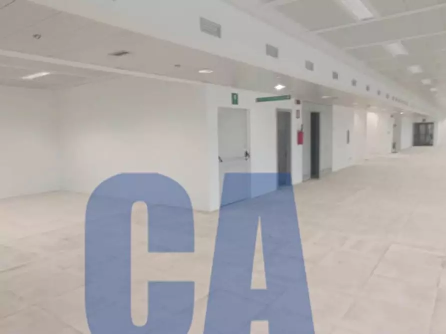 Immagine 11 di Ufficio in affitto  in VIA BAZZI CARLO a Milano