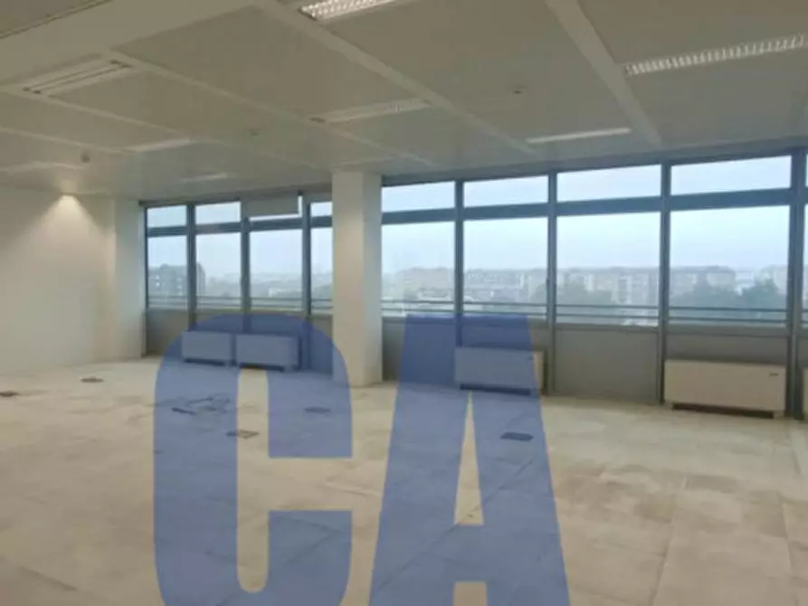 Immagine 12 di Ufficio in affitto  in VIA BAZZI CARLO a Milano