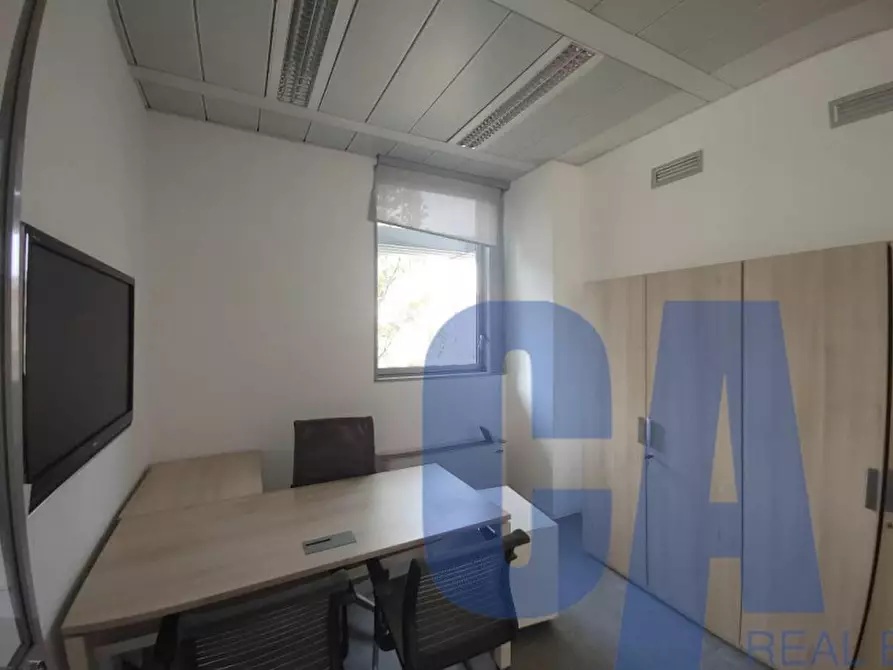 Immagine 3 di Ufficio in affitto  in VIA BAZZI CARLO a Milano