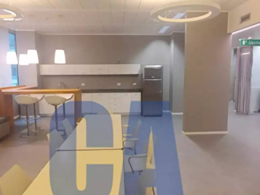 Immagine 11 di Ufficio in affitto  in VIA BAZZI CARLO a Milano