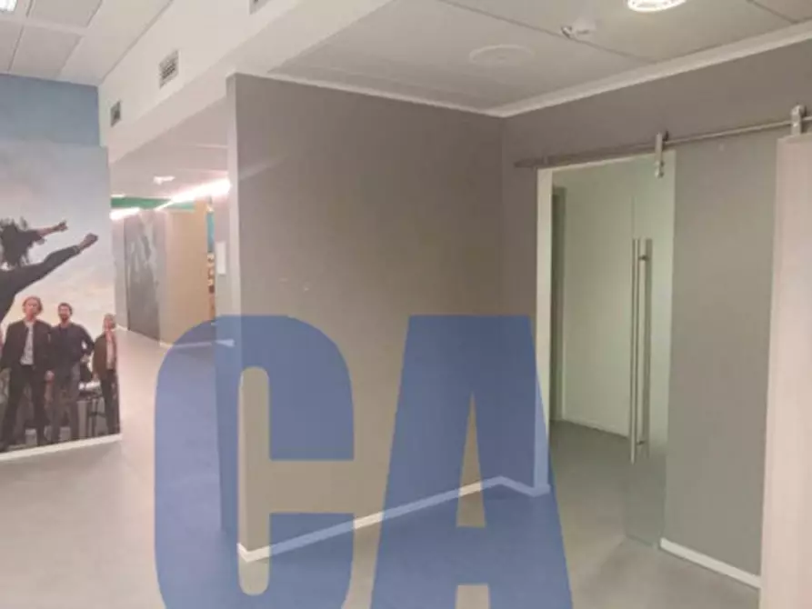 Immagine 21 di Ufficio in affitto  in VIA BAZZI CARLO a Milano