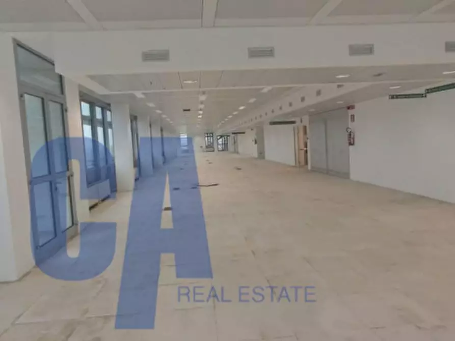 Immagine 18 di Ufficio in affitto  in VIA BAZZI CARLO a Milano