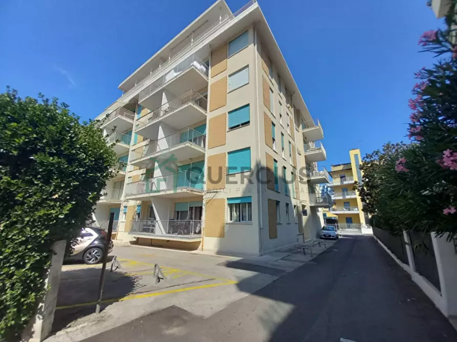 Immagine 25 di Appartamento in vendita  in Viale Venezia a Jesolo