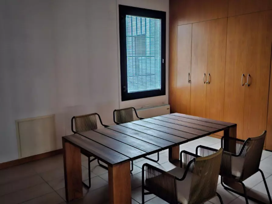 Immagine 4 di Ufficio in vendita  in piazza insurrezione a Padova