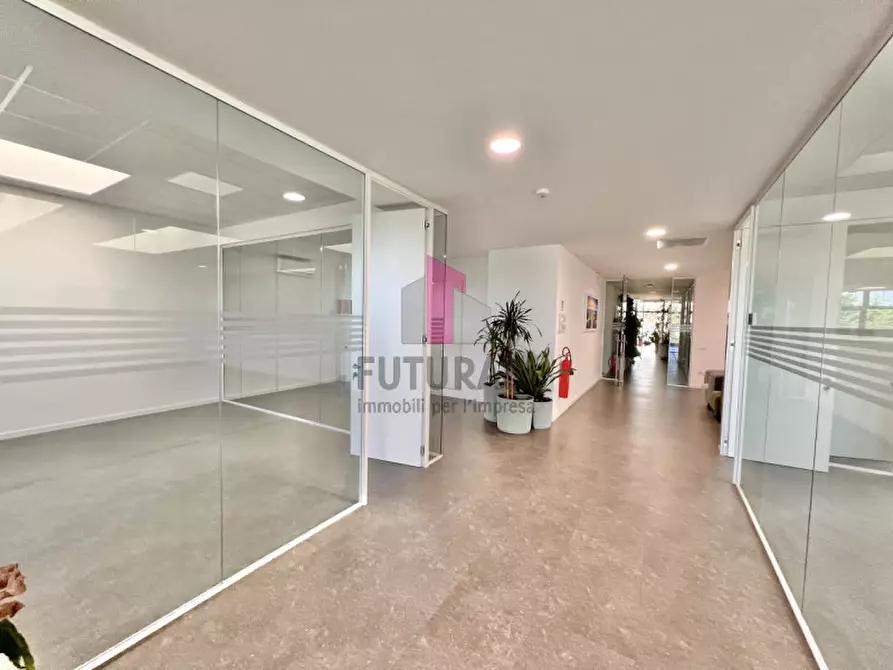 Immagine 4 di Ufficio in affitto  in VIA ANCONA 13 a Torri Di Quartesolo