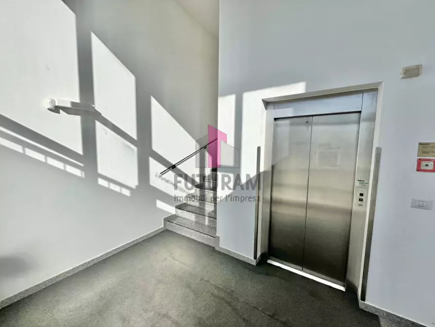 Immagine 9 di Ufficio in affitto  in VIA ANCONA 13 a Torri Di Quartesolo