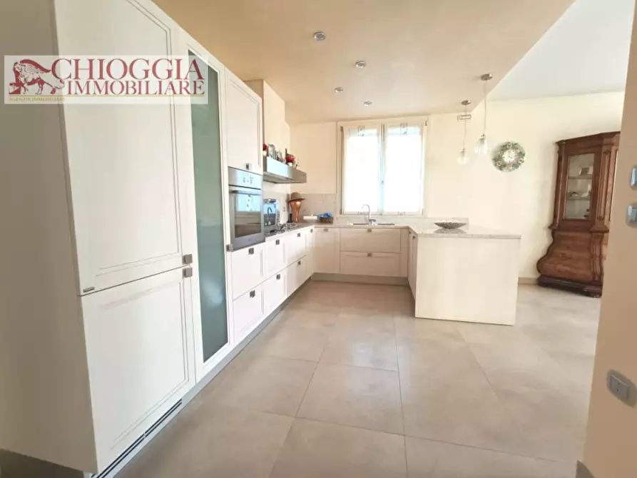 Immagine 7 di Casa bifamiliare in vendita  in Via San Giuseppe a Chioggia