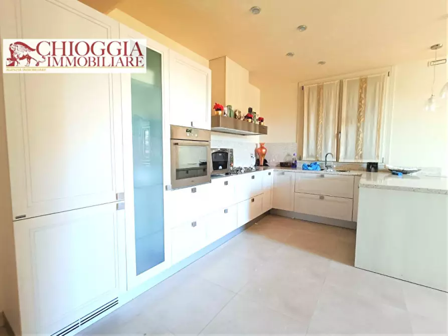 Immagine 8 di Casa bifamiliare in vendita  in Via San Giuseppe a Chioggia