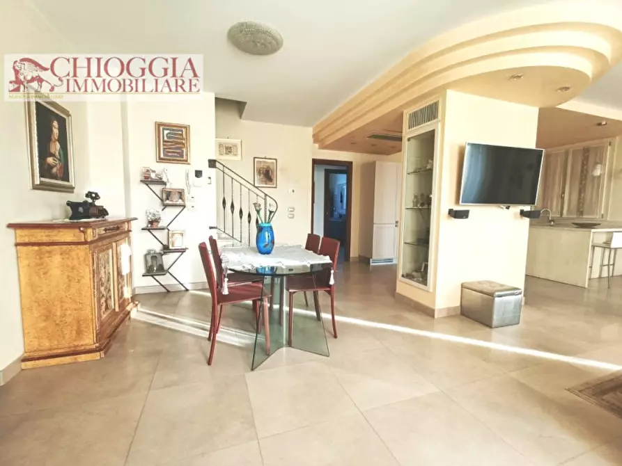 Immagine 9 di Casa bifamiliare in vendita  in Via San Giuseppe a Chioggia